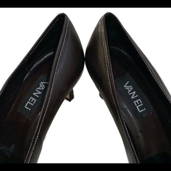 Vaneli Brown Leather Pointed Toe Heels 7.5 7.5M - Picture 4 of 7